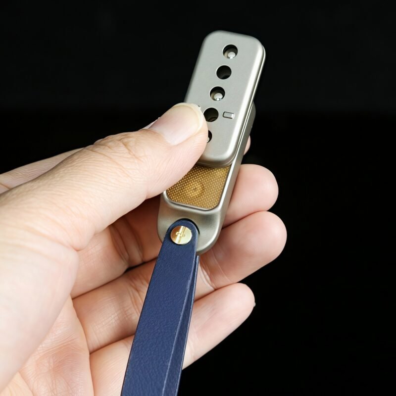 🧲 EchoSlide – Control the Click